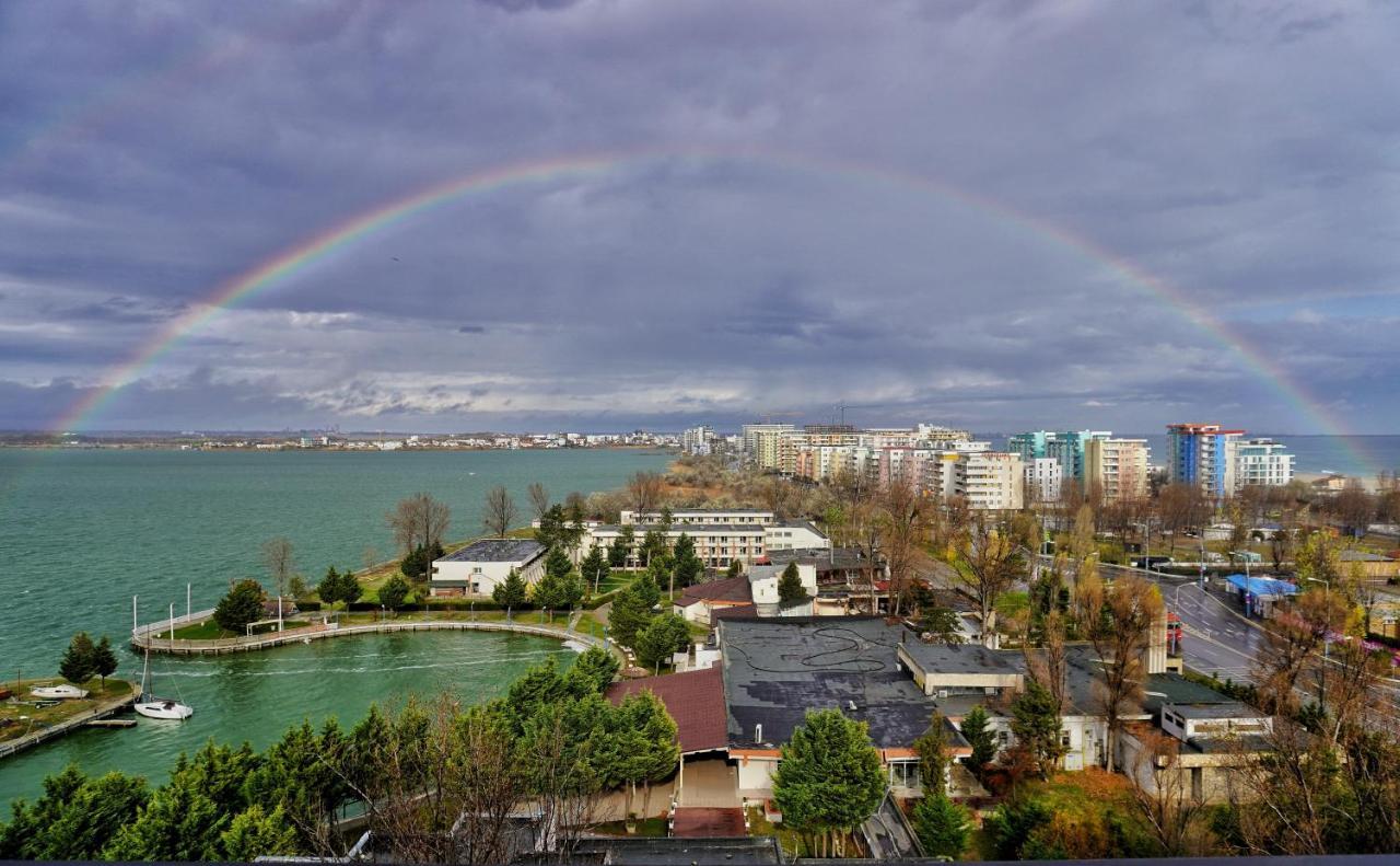 Velier Summer Apartment Mamaia Extérieur photo